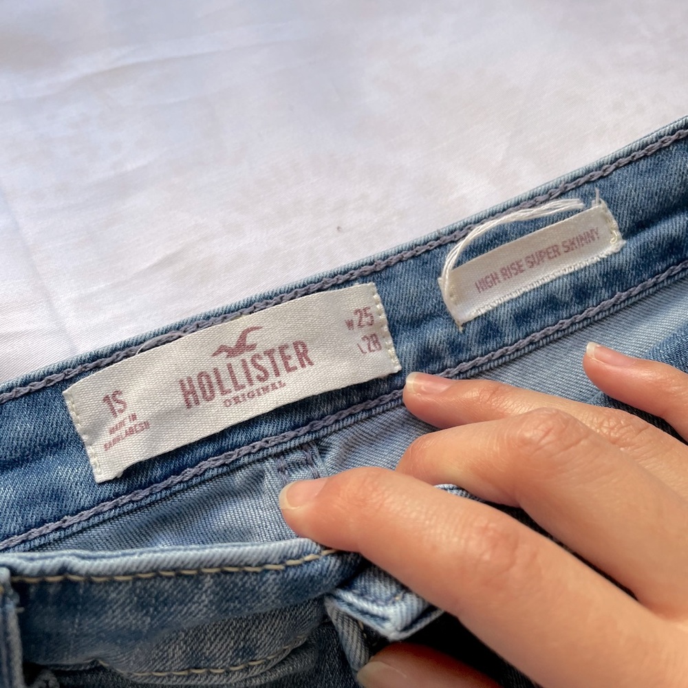 Hollister 25 high rise super skinny jeans